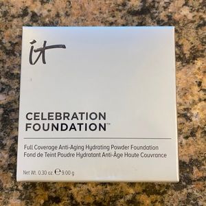 it cosmetic celebration powder foundation